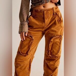 WE THE FREE Can’t Compare Slouch Pants. Size small